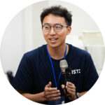 庭瑋第三屆 K : star 學員計畫課程有大量的實作，即使是線上課程也能讓我們大量店息來學習教學策略，滿滿的實作與腦力激盪！另外，最深刻的收穫是實際參訪學校，深刻體會到 KIST 的學校文化，也看見 KIST 學校真實樣貌。